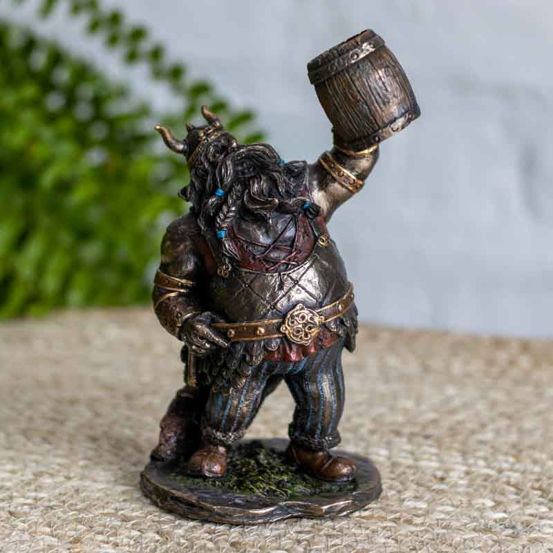 置物 vikings Estatueta Viking Festejando em Resina | Veronese