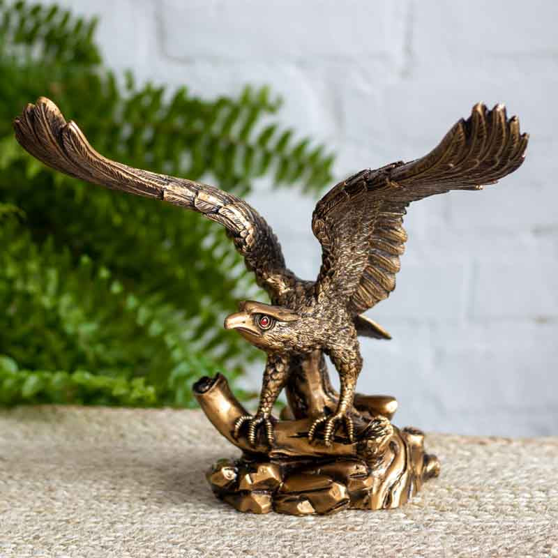 A00402-aguia-resina-dourada-gold-animal-escultura-artesintonia