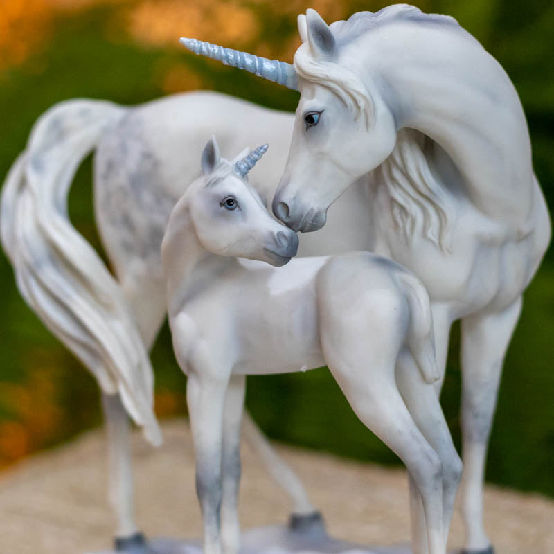 escultura-resina-unicornios-brancos-objeto-decorativo-enfeite-decoracao-loja-presente-decorzen-001-6