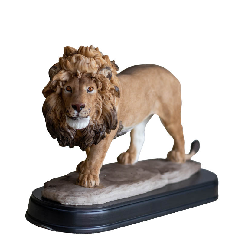 Enfeite / Estatueta Leão Realista em Resina animais,eles,estatuetas,leao,realista