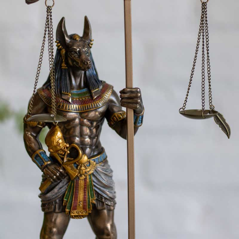 objeto-decorativo-anubis-balanca-estatua-bronzeada-mitologia-egipcia-loja-enfeite-decoracao-decorzen-004