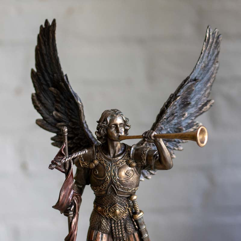 estatueta-arcanjo-gabriel-bronzeada-trombeta-cristianismo-enfeite-objeto-decorativo-loja-decorzen-005