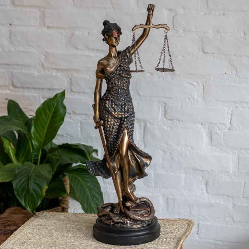 estatueta-decorativa-modelada-resina-bronzeada-deusa-grega-dama-justica-lei-enfeite-direito-loja-decoracao-decorzen-002